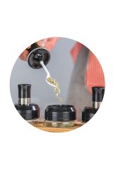 360 Derece Dönebilen Kaşıklı Kapaklı Ve Fırça Kapaklı Baharatlık Standı 4'lü Cam Baharatlık Seti